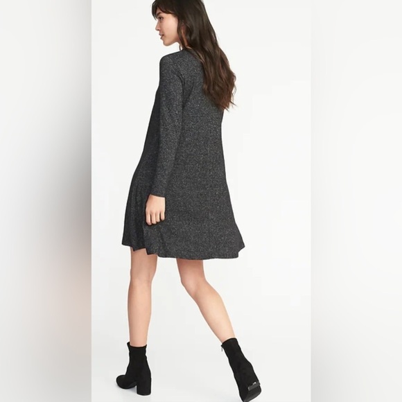 NWT Old Navy plush knit swing dress Chic charcoal grey Long Sleeve medium - Picture 2 of 8